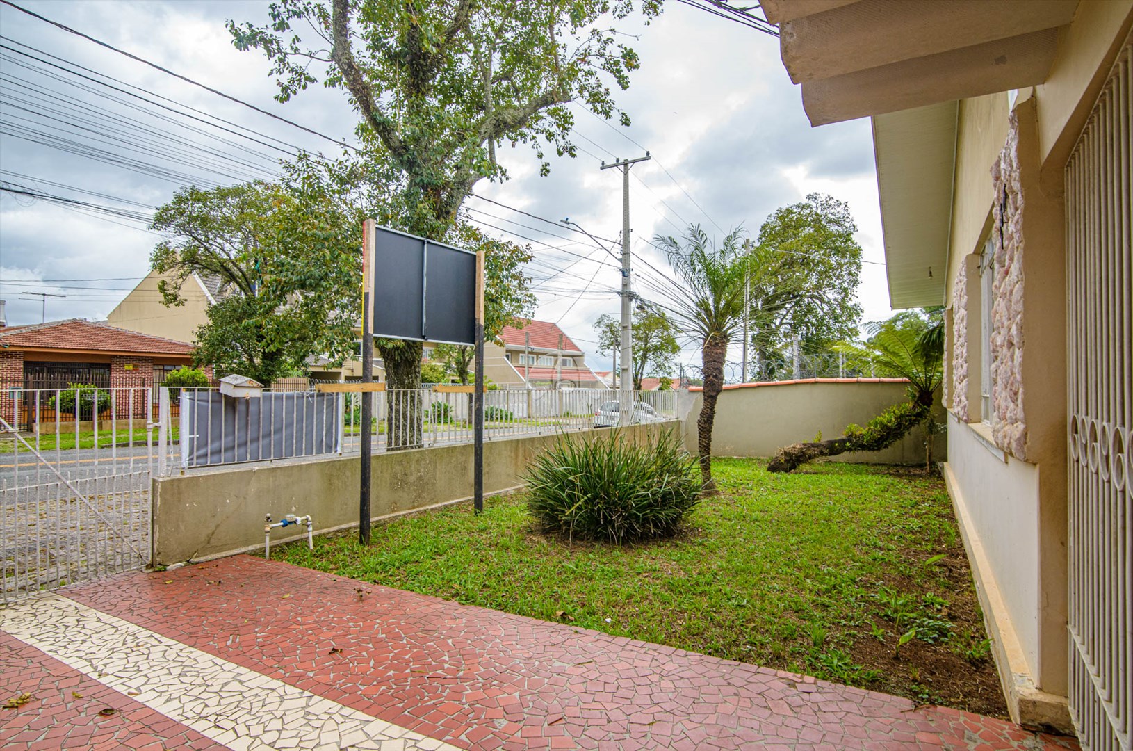 Terreno à venda em Cajuru, Curitiba — Portal Chave Fácil