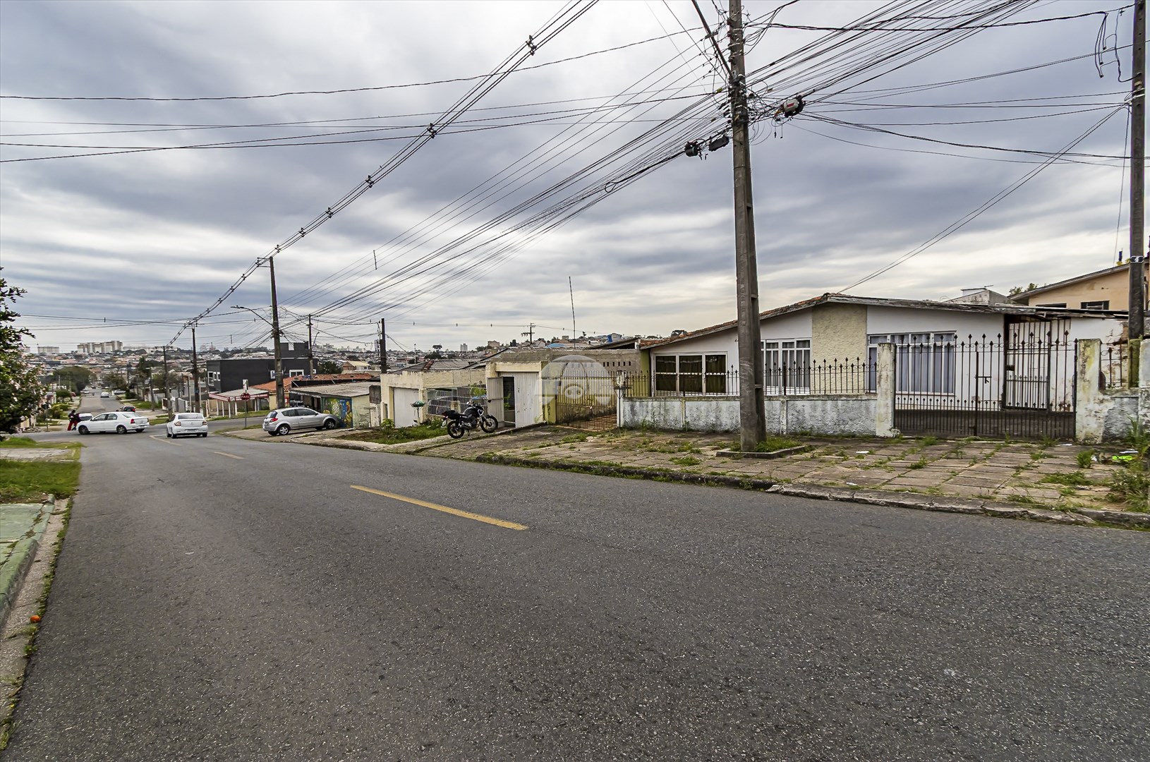 Terreno/Área à venda em Xaxim, Curitiba — Portal Chave Fácil