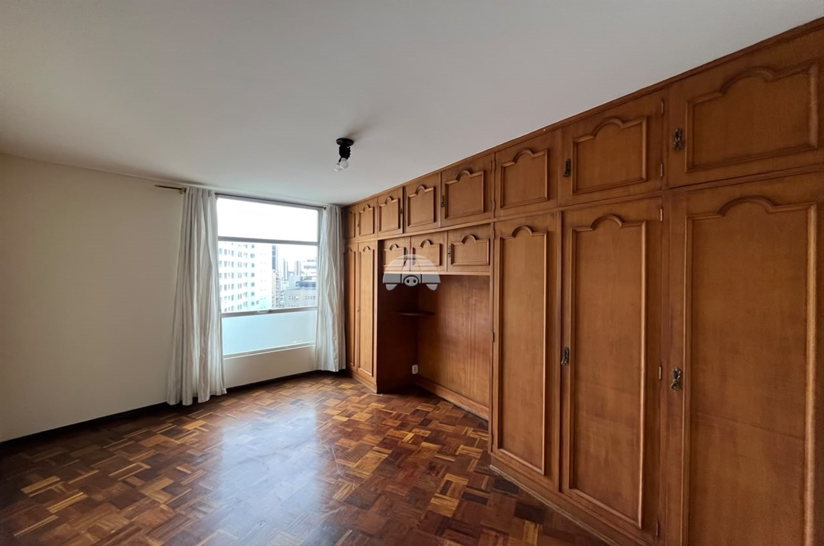 Apartamento para alugar em Centro, Curitiba — Portal Chave Fácil
