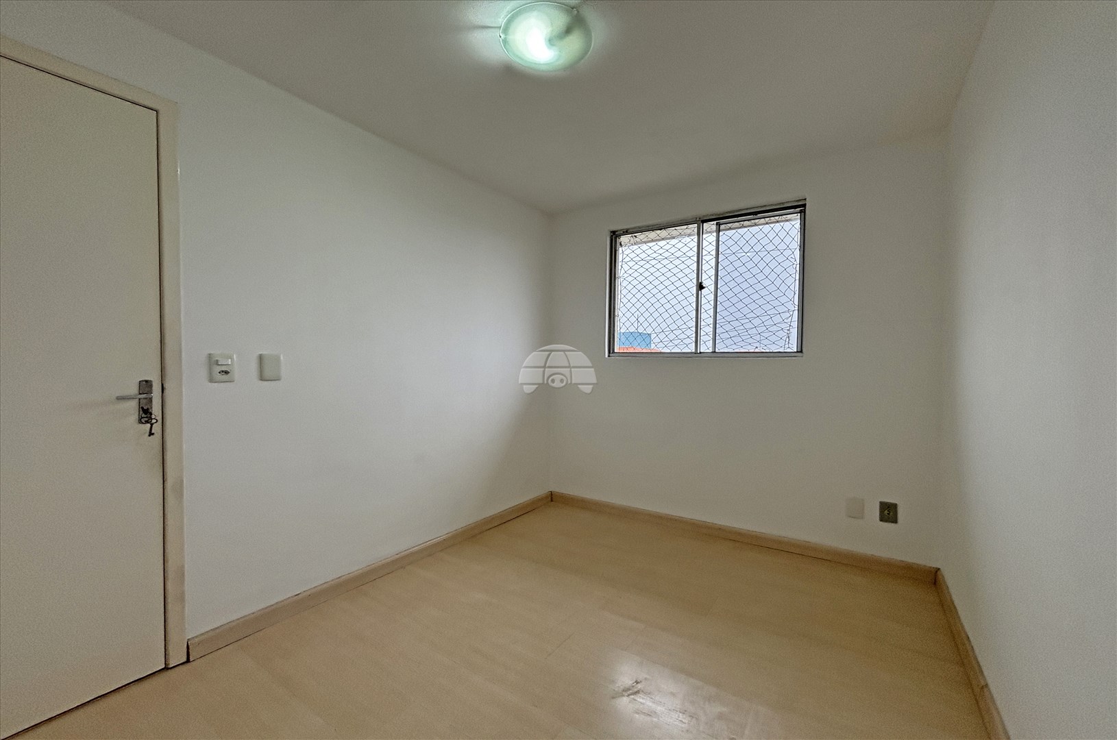 Apartamento à venda em Sítio Cercado, Curitiba — MAFI ADMINISTRADORA DE IMOVEIS LTDA