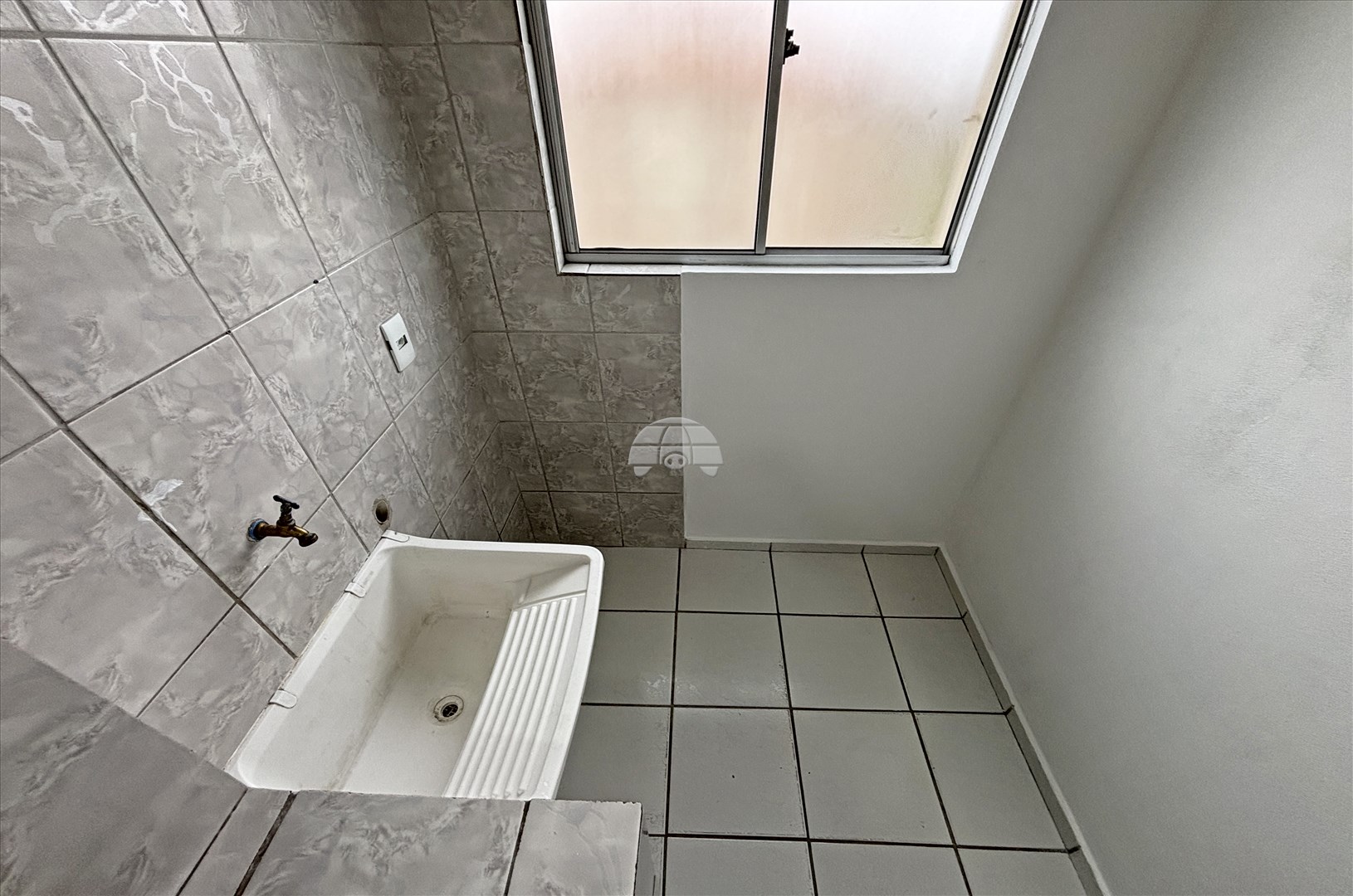 Apartamento à venda em Sítio Cercado, Curitiba — Portal Chave Fácil