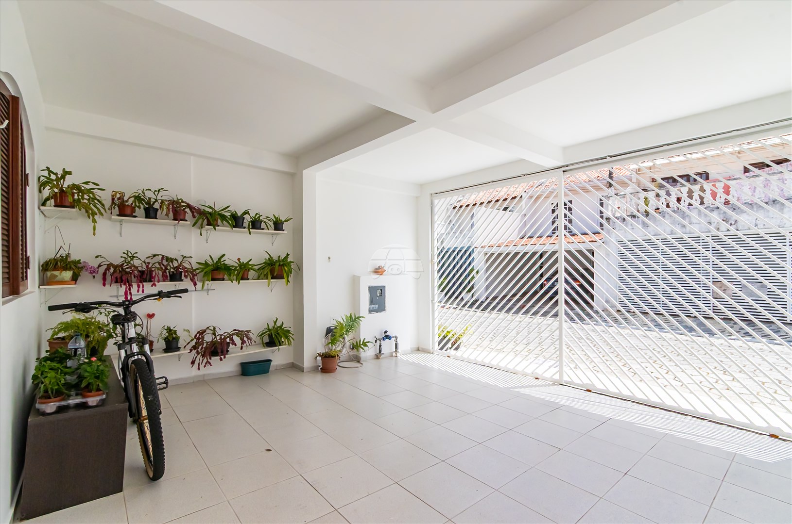 Casa à venda em Boqueirão, Curitiba — Portal Chave Fácil