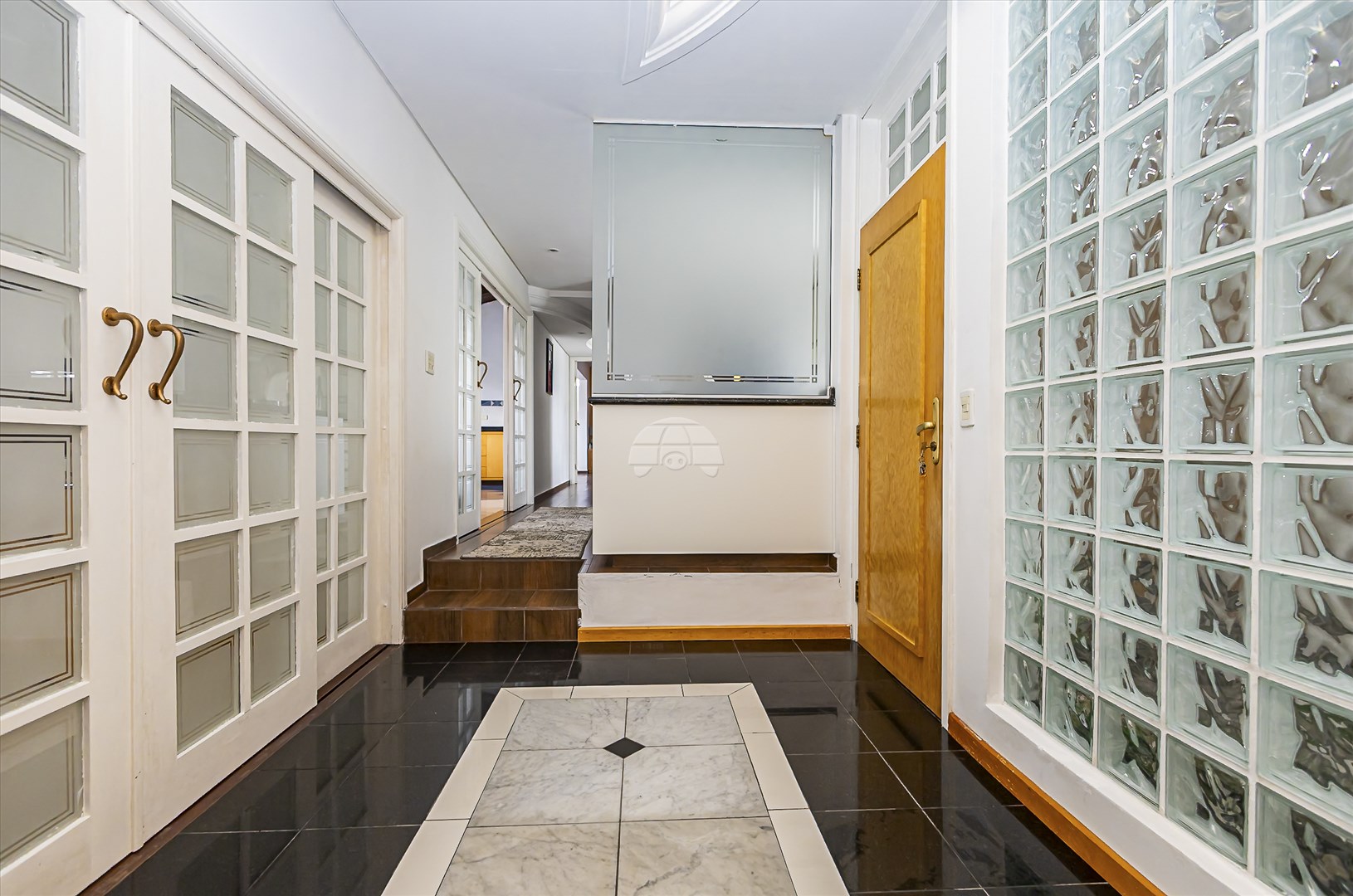 Casa à venda em Parolin, Curitiba — Portal Chave Fácil