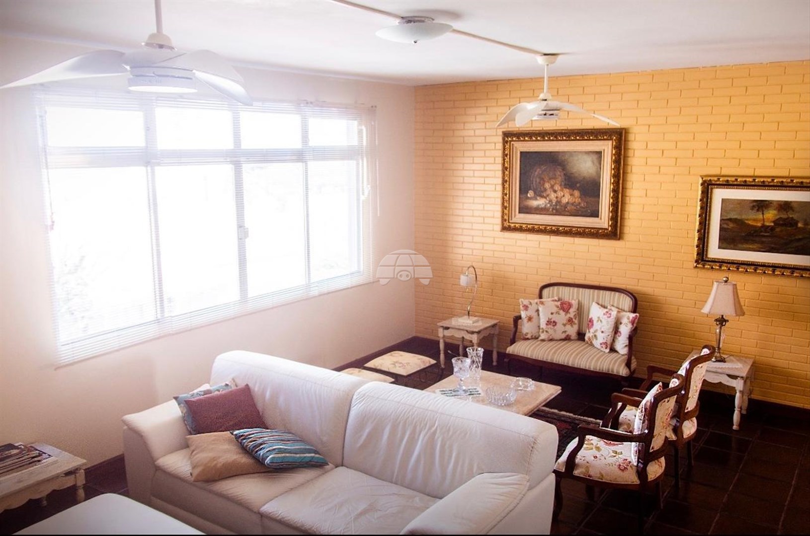Prédio Residencial para Venda no Bairro Centro ref. 229913 (2 / 10)