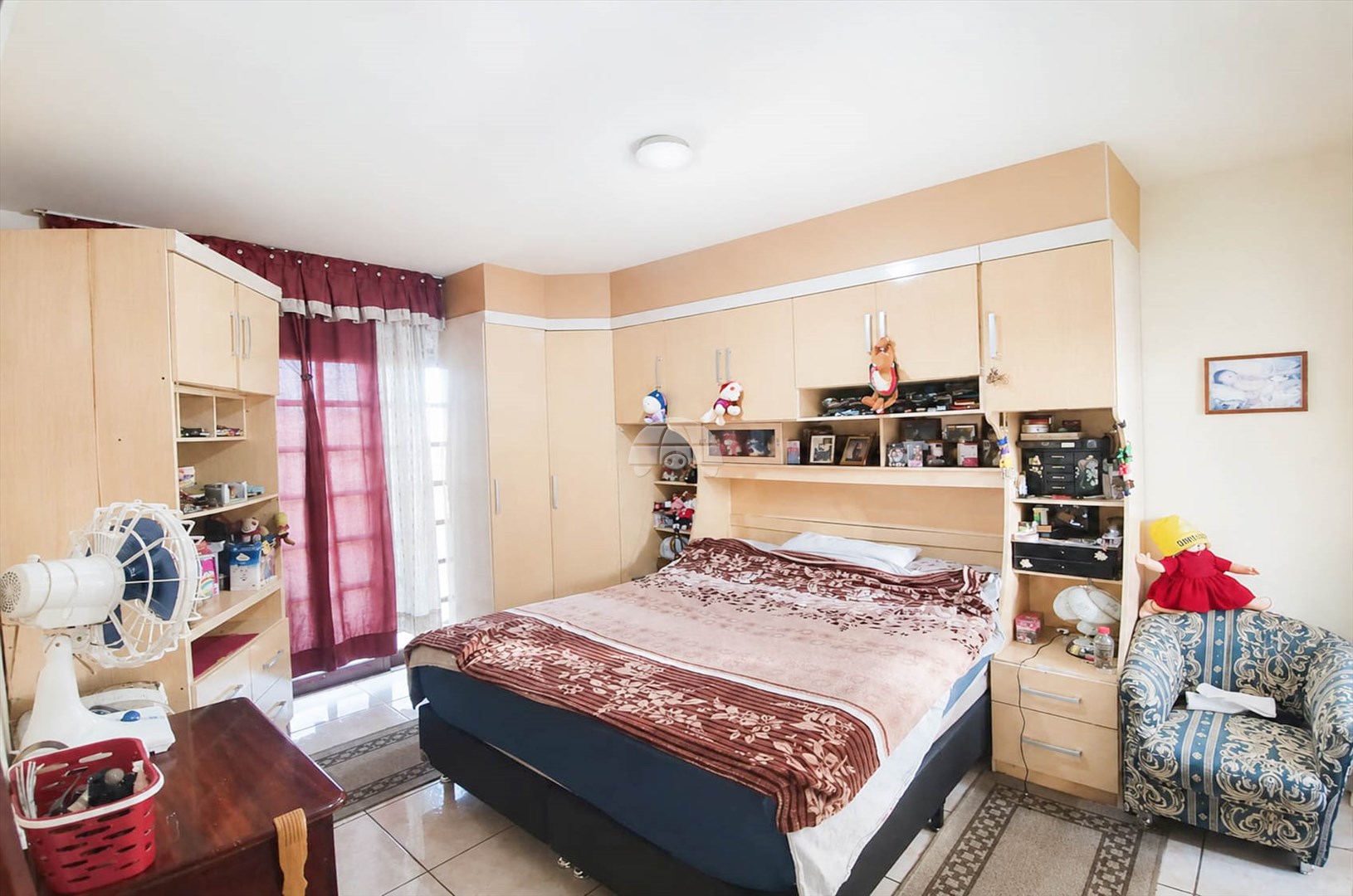 Casa à venda em Osasco, Colombo — Portal Chave Fácil