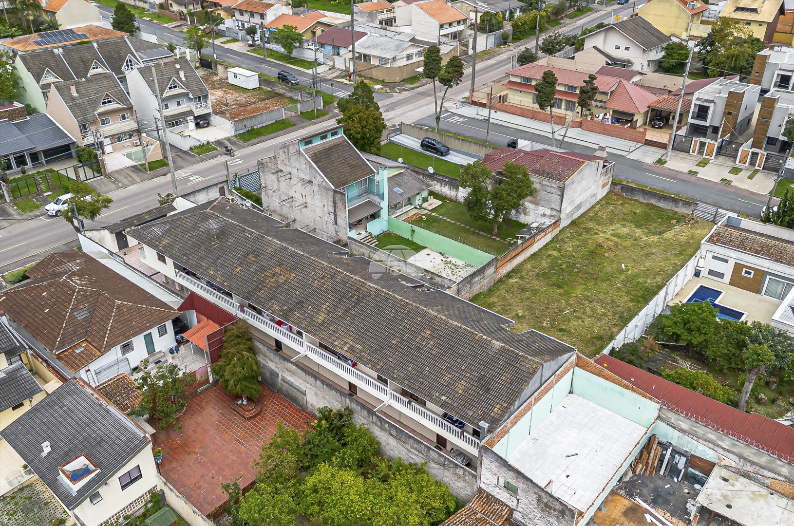 Terreno à venda em Portão, Curitiba — Portal Chave Fácil