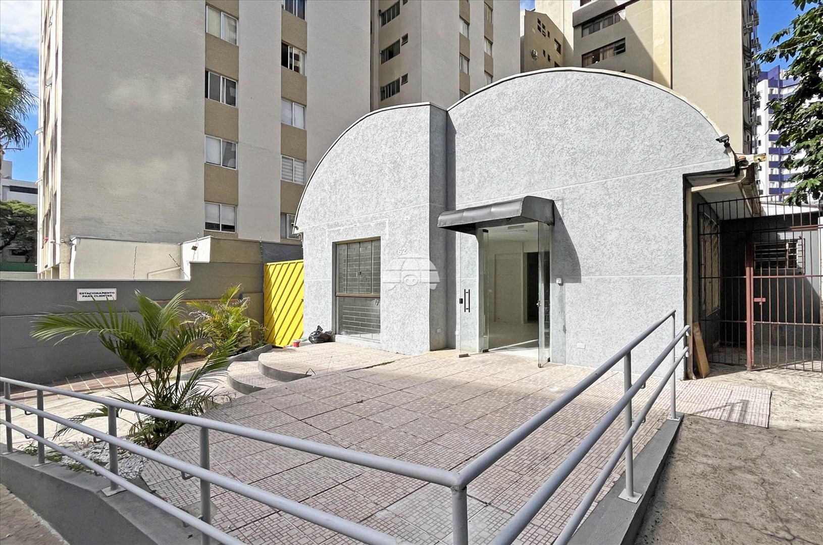 Casa Comercial/Residencial para Venda no Bairro Água Verde ref. 229993 (2 / 10)