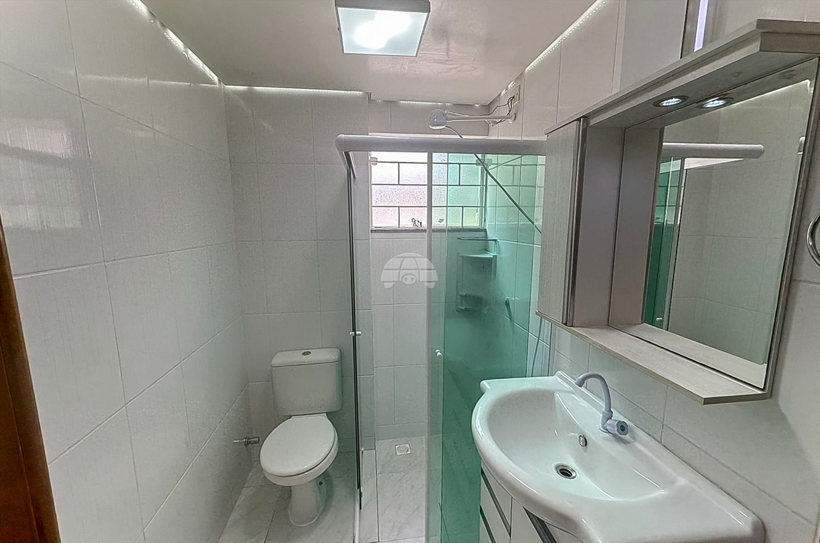 Apartamento à venda em Jardim Baviera, Colombo — Portal Chave Fácil