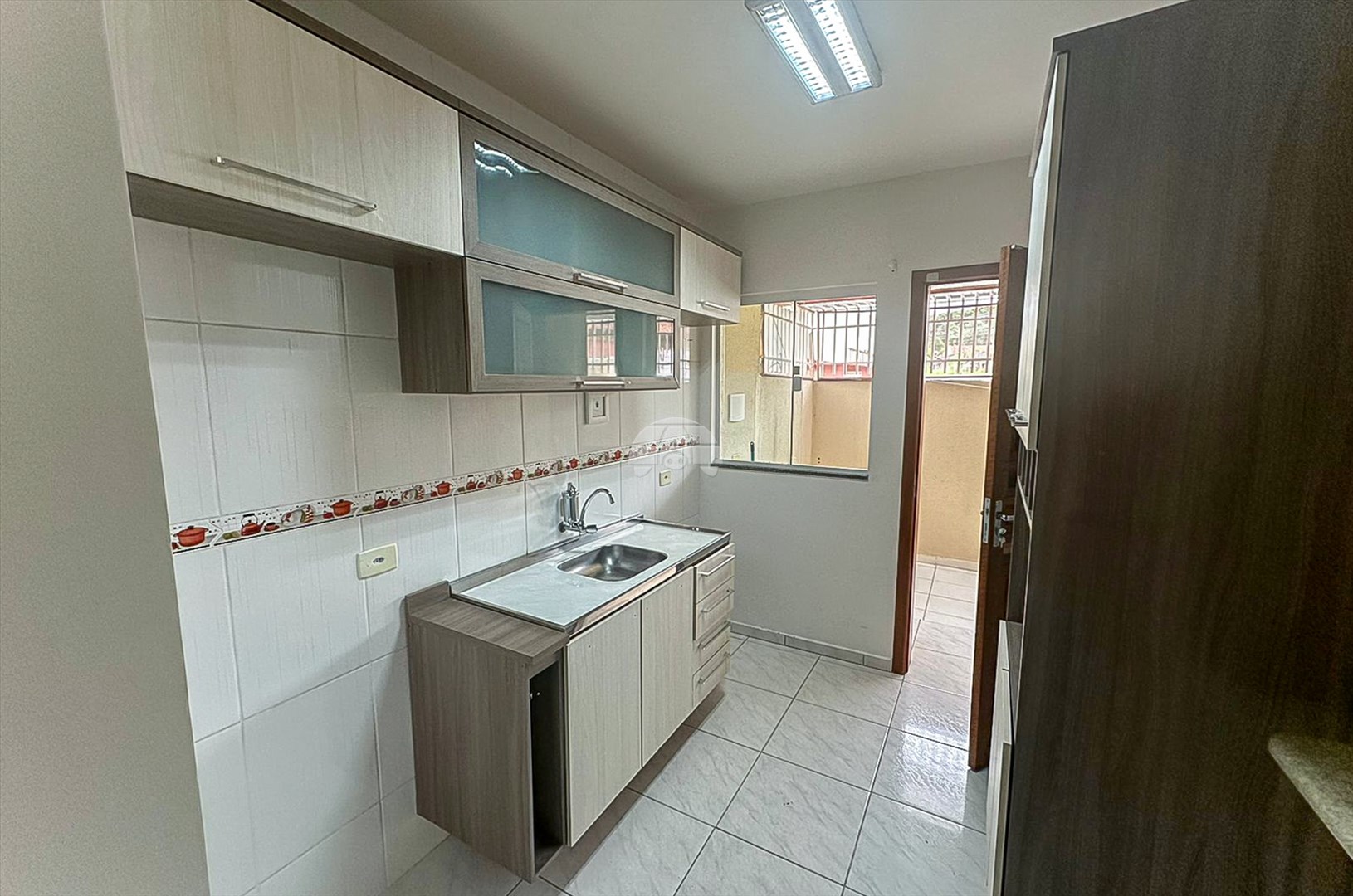 Apartamento à venda em Jardim Baviera, Colombo — Portal Chave Fácil