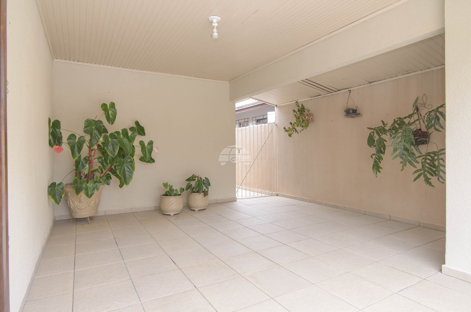 Casa à venda em Bacacheri, Curitiba — Portal Chave Fácil