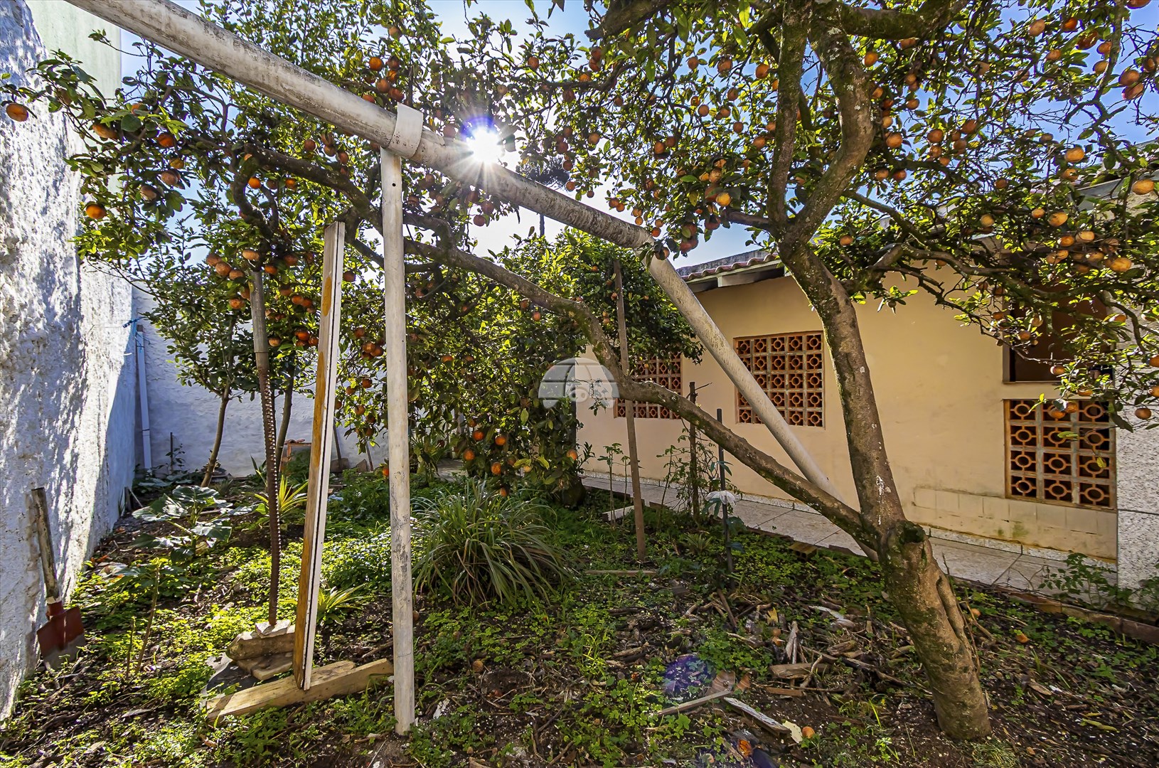 Casa à venda em Novo Mundo, Curitiba — MAFI ADMINISTRADORA DE IMOVEIS LTDA