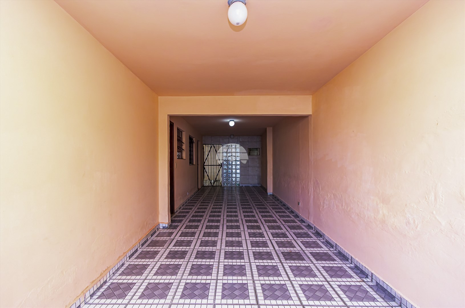 Casa à venda em Novo Mundo, Curitiba — MAFI ADMINISTRADORA DE IMOVEIS LTDA