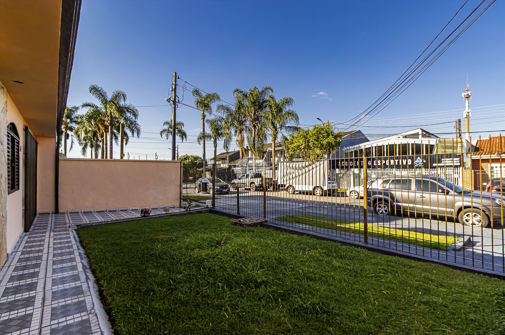 Casa à venda em Novo Mundo, Curitiba — Portal Chave Fácil