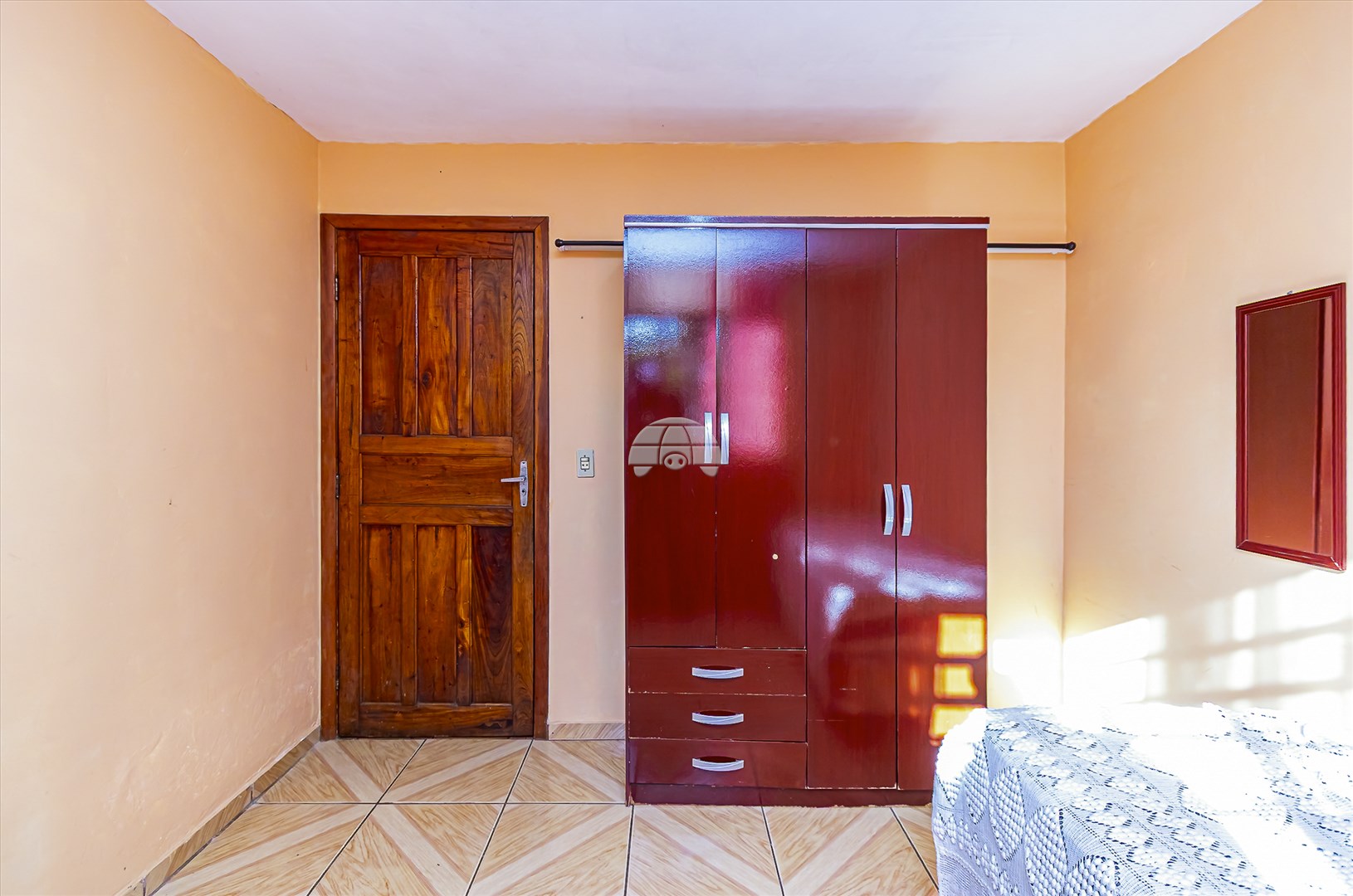 Casa à venda em Novo Mundo, Curitiba — MAFI ADMINISTRADORA DE IMOVEIS LTDA