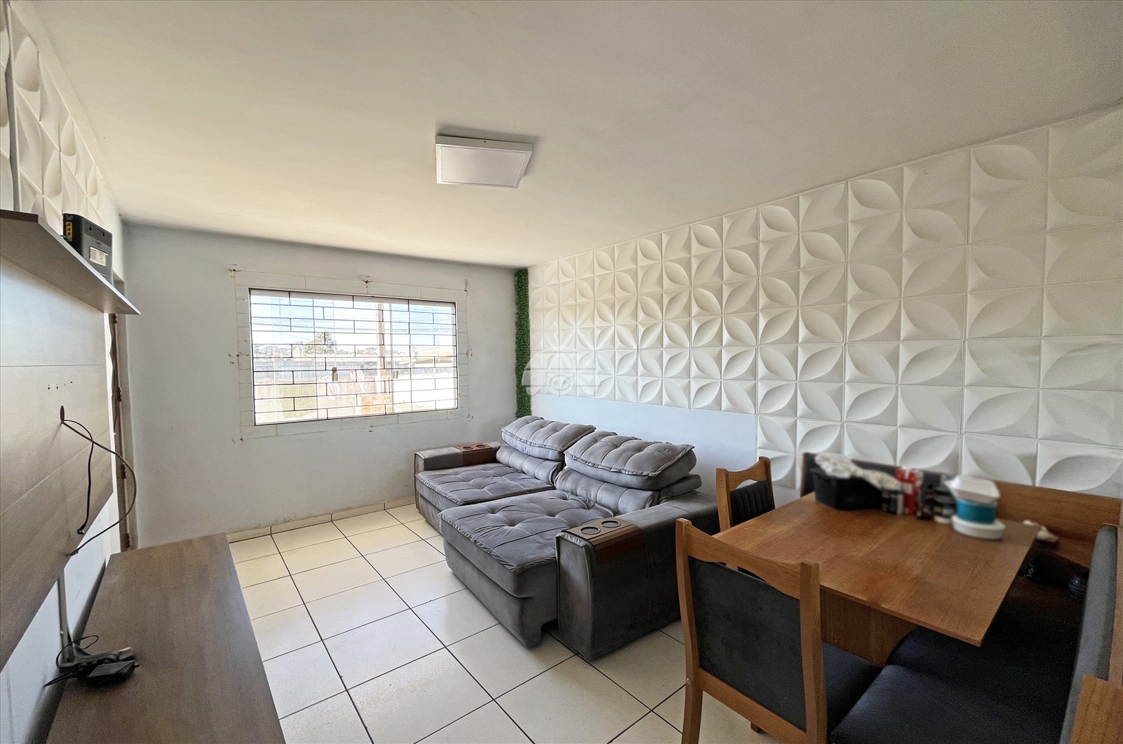 Casa para alugar em São Gabriel, Colombo — Portal Chave Fácil