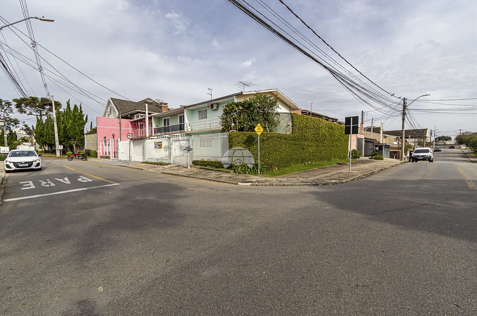 Casa à venda em Portão, Curitiba — Portal Chave Fácil