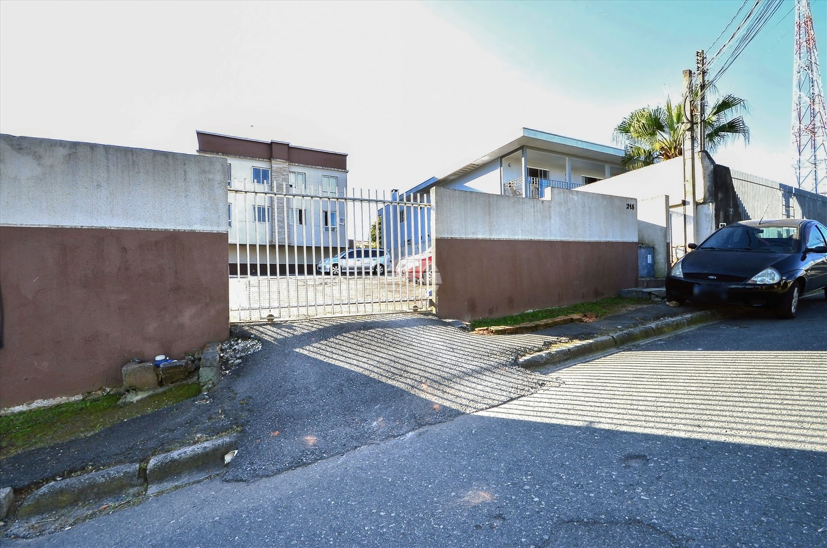 Apartamento à venda em Vila Santa Maria, Colombo — Portal Chave Fácil