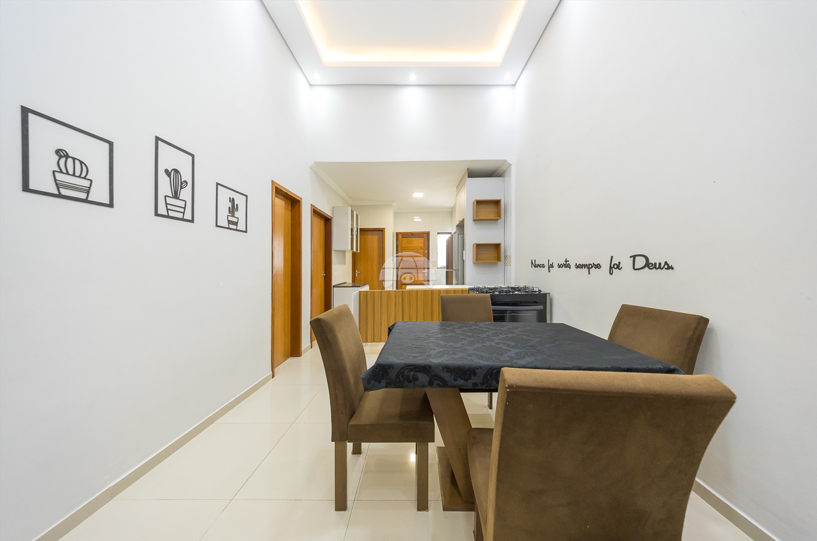 Casa à venda em Santa Terezinha, Fazenda Rio Grande — Portal Chave Fácil