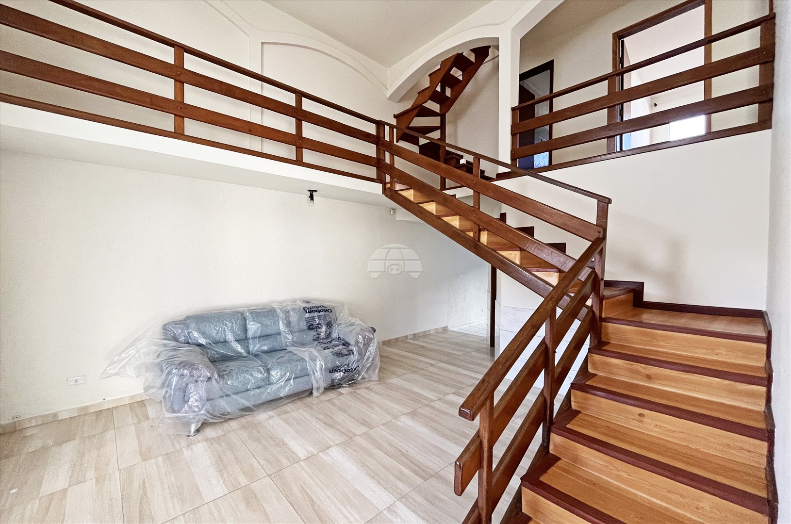 Sobrado Residencial para Locação no Bairro Cajuru ref. 109298 (2 / 10)