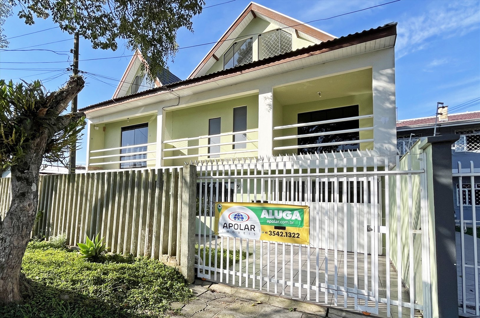 Sobrado Residencial para Locação no Bairro Cajuru ref. 109298 (1 / 10)