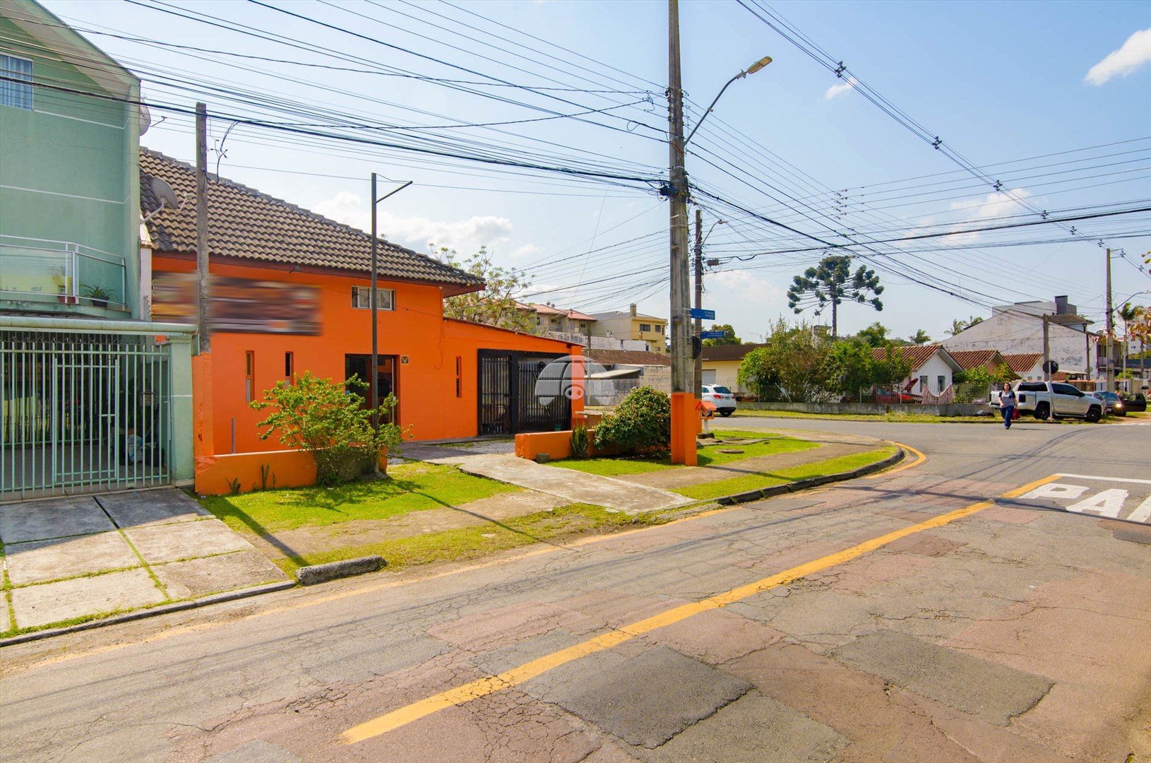 Casa à venda em Boa Vista, Curitiba — Portal Chave Fácil