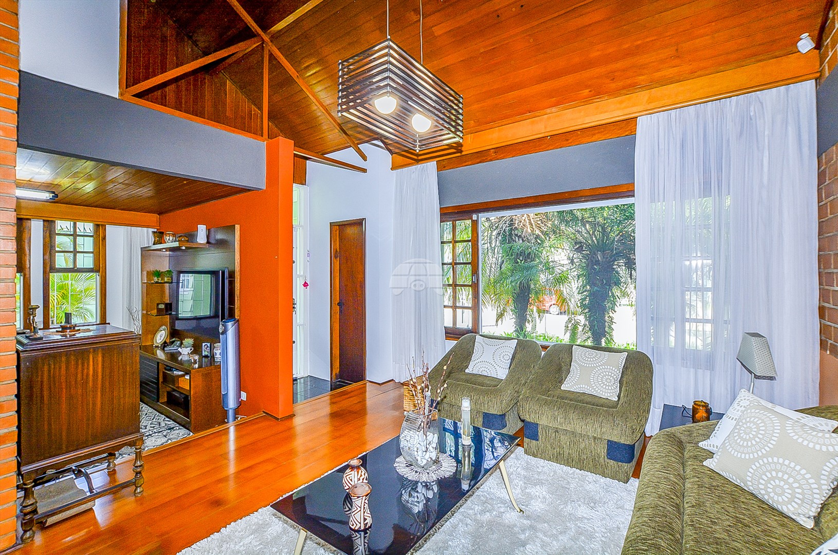 Casa à venda em Jardim Botânico, Curitiba — Portal Chave Fácil