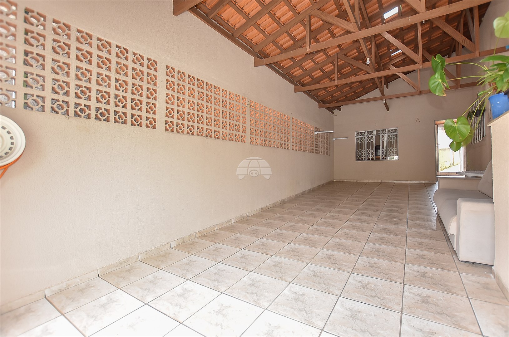 Casa à venda em Xaxim, Curitiba — GOMES CONSULTOR IMOBILIARIO LTDA.