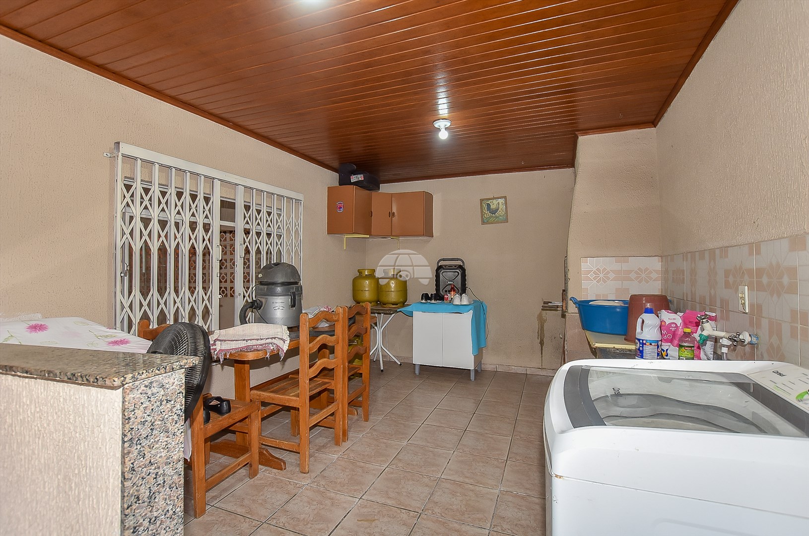 Casa à venda em Xaxim, Curitiba — GOMES CONSULTOR IMOBILIARIO LTDA.