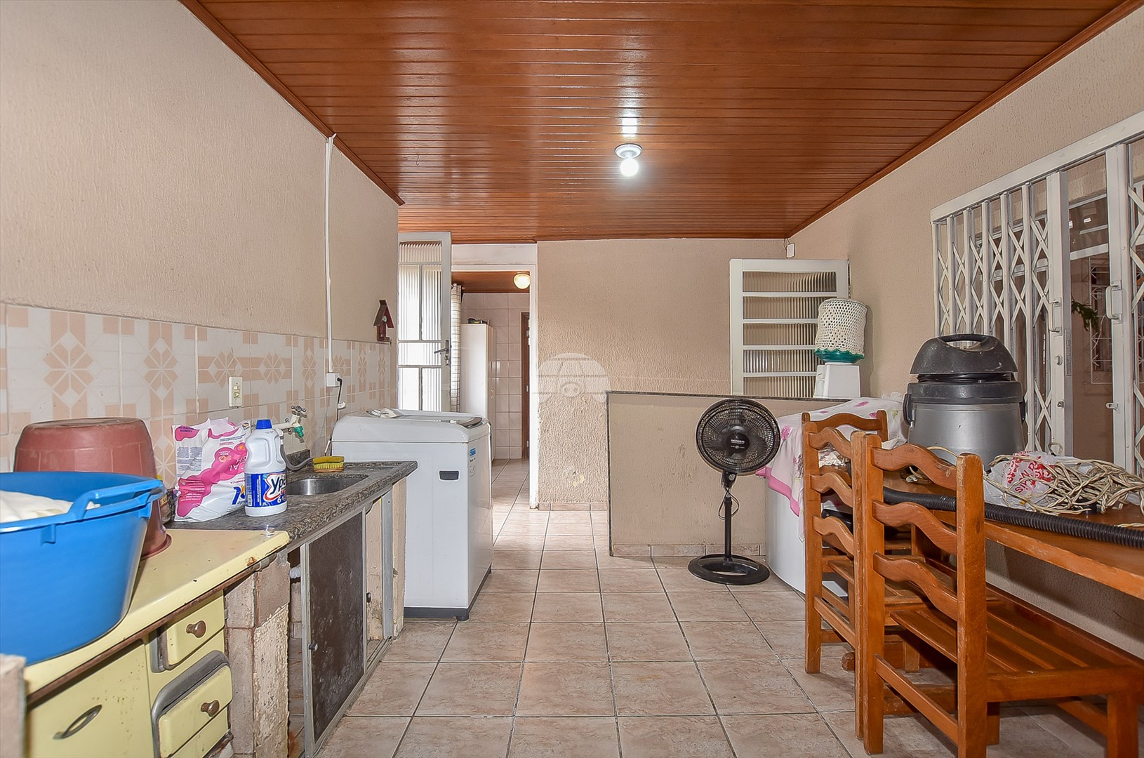 Casa à venda em Xaxim, Curitiba — GOMES CONSULTOR IMOBILIARIO LTDA.