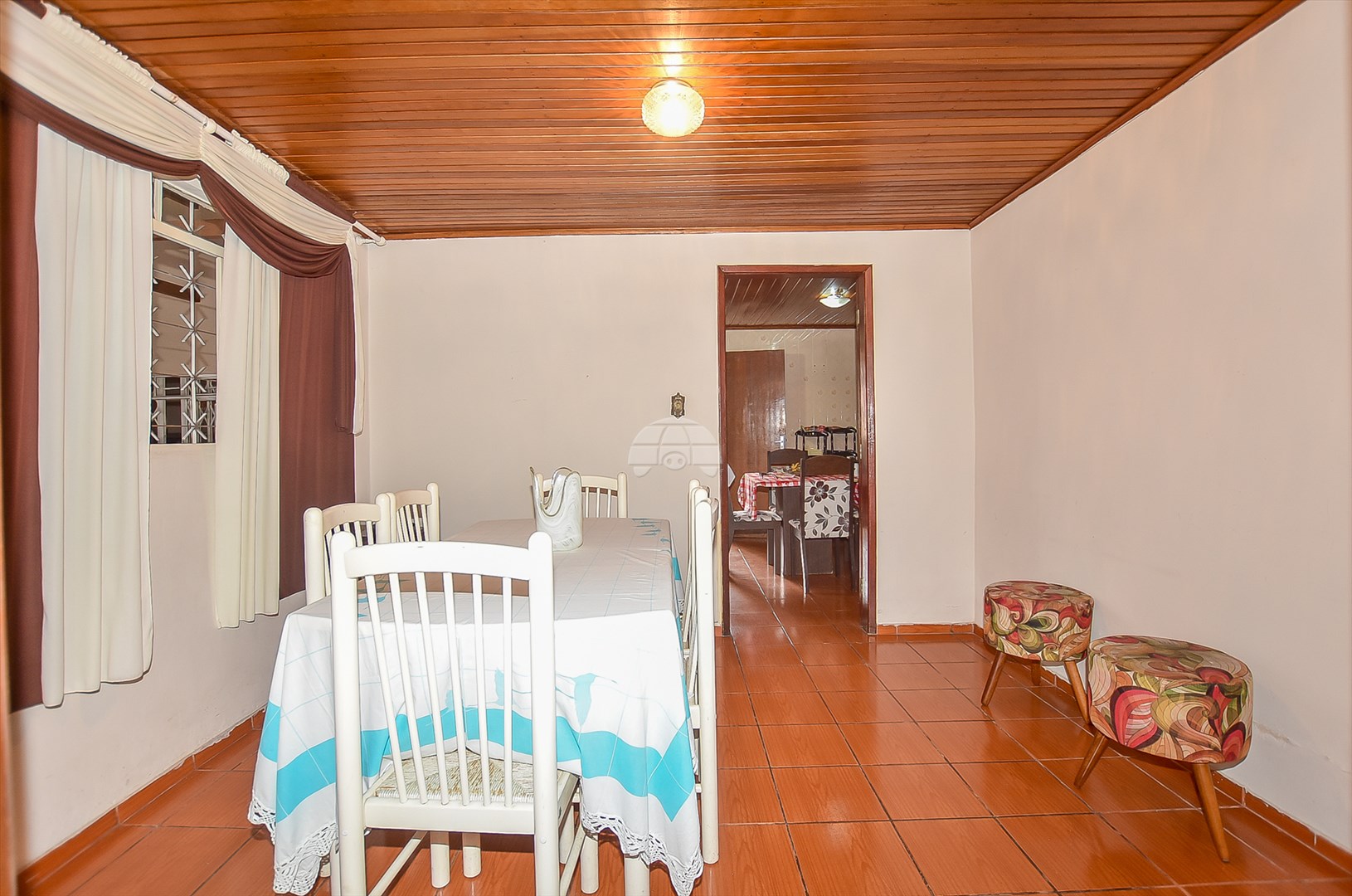 Casa à venda em Xaxim, Curitiba — GOMES CONSULTOR IMOBILIARIO LTDA.