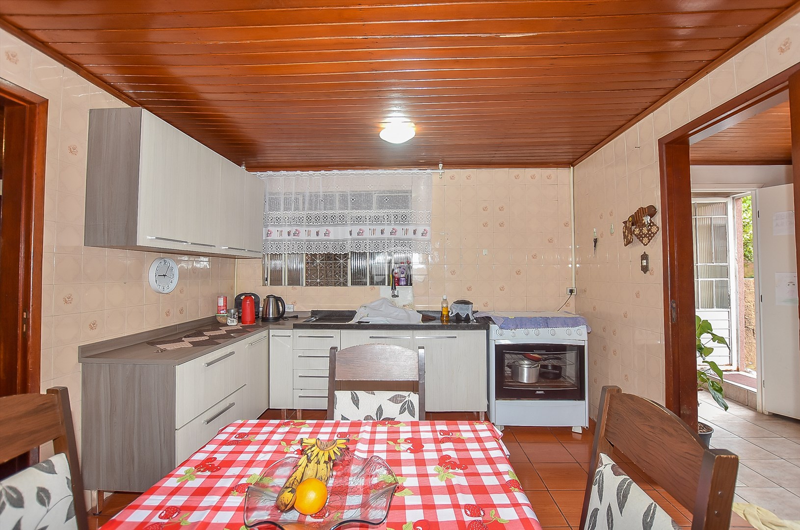 Casa à venda em Xaxim, Curitiba — GOMES CONSULTOR IMOBILIARIO LTDA.