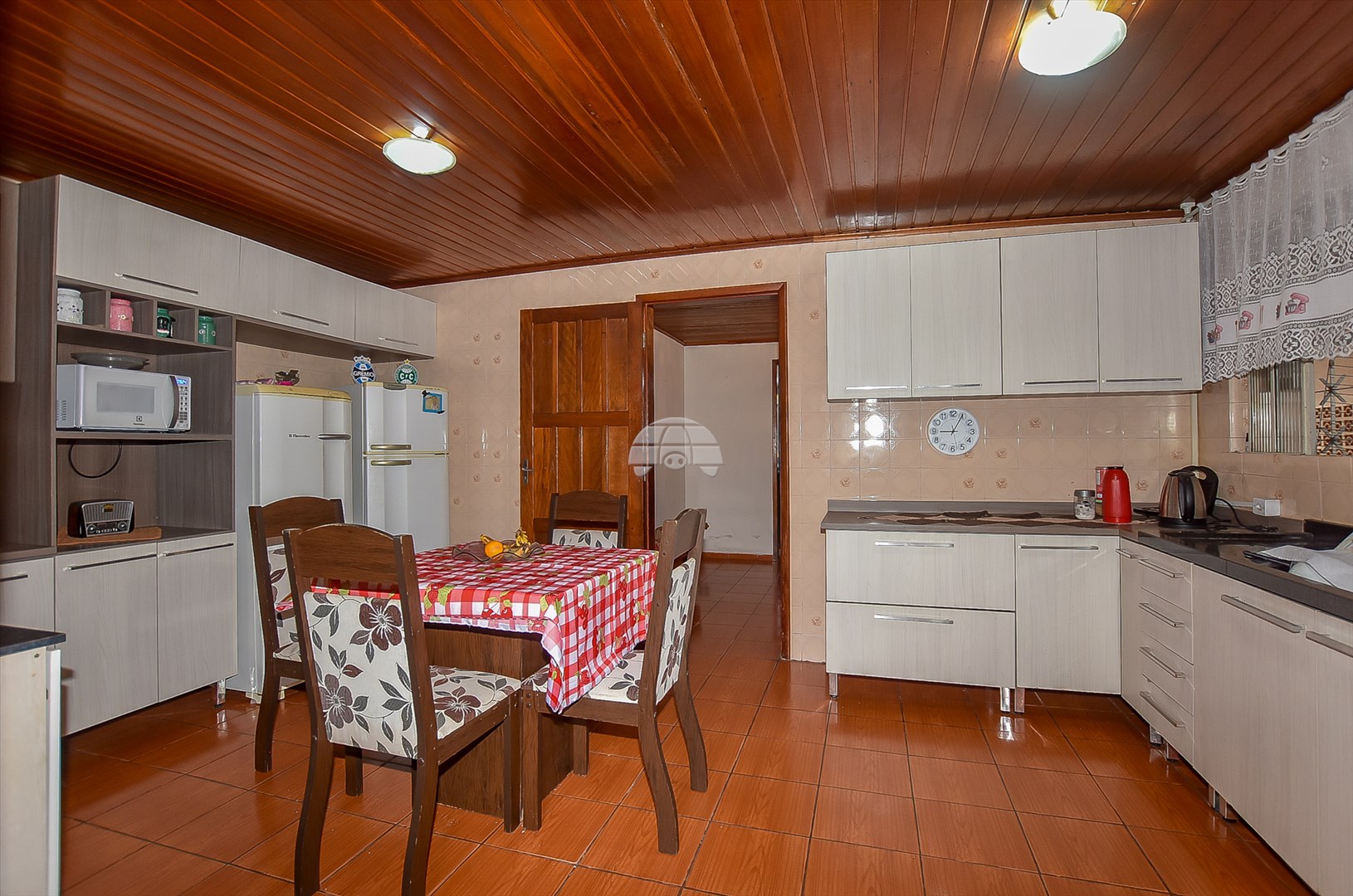 Casa à venda em Xaxim, Curitiba — GOMES CONSULTOR IMOBILIARIO LTDA.