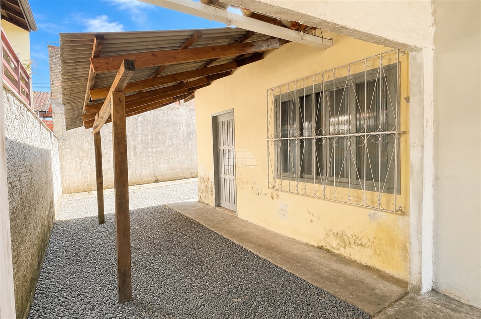 Casa à venda em Adhemar Garcia, Joinville — Portal Chave Fácil