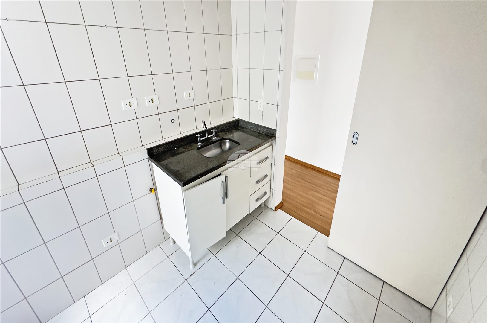 Apartamento para alugar em Weissópolis, Pinhais — Portal Chave Fácil