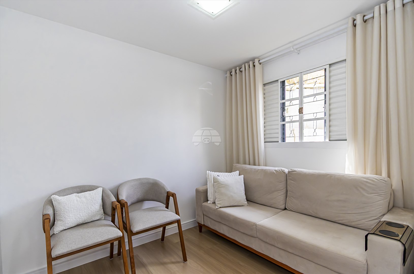 Apartamento à venda em Tingui, Curitiba — Portal Chave Fácil
