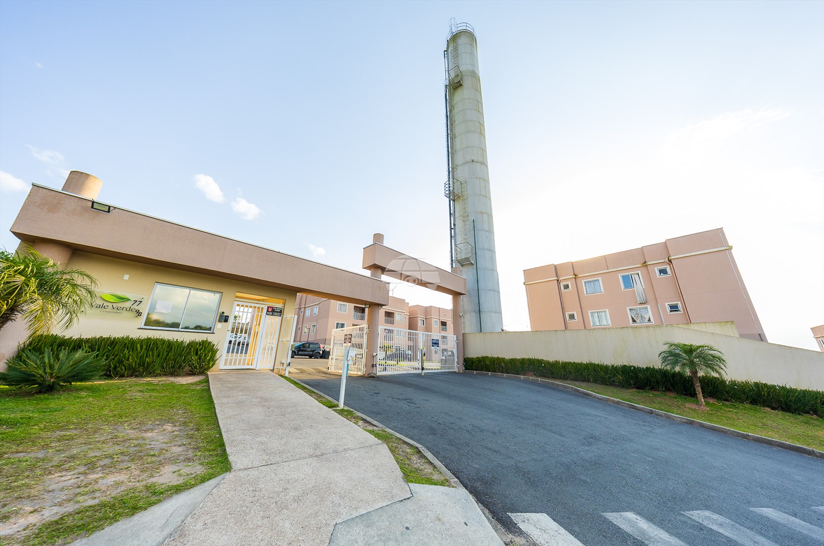 Apartamento à venda em Jardim Cristo Rei, Campo Largo — Portal Chave Fácil