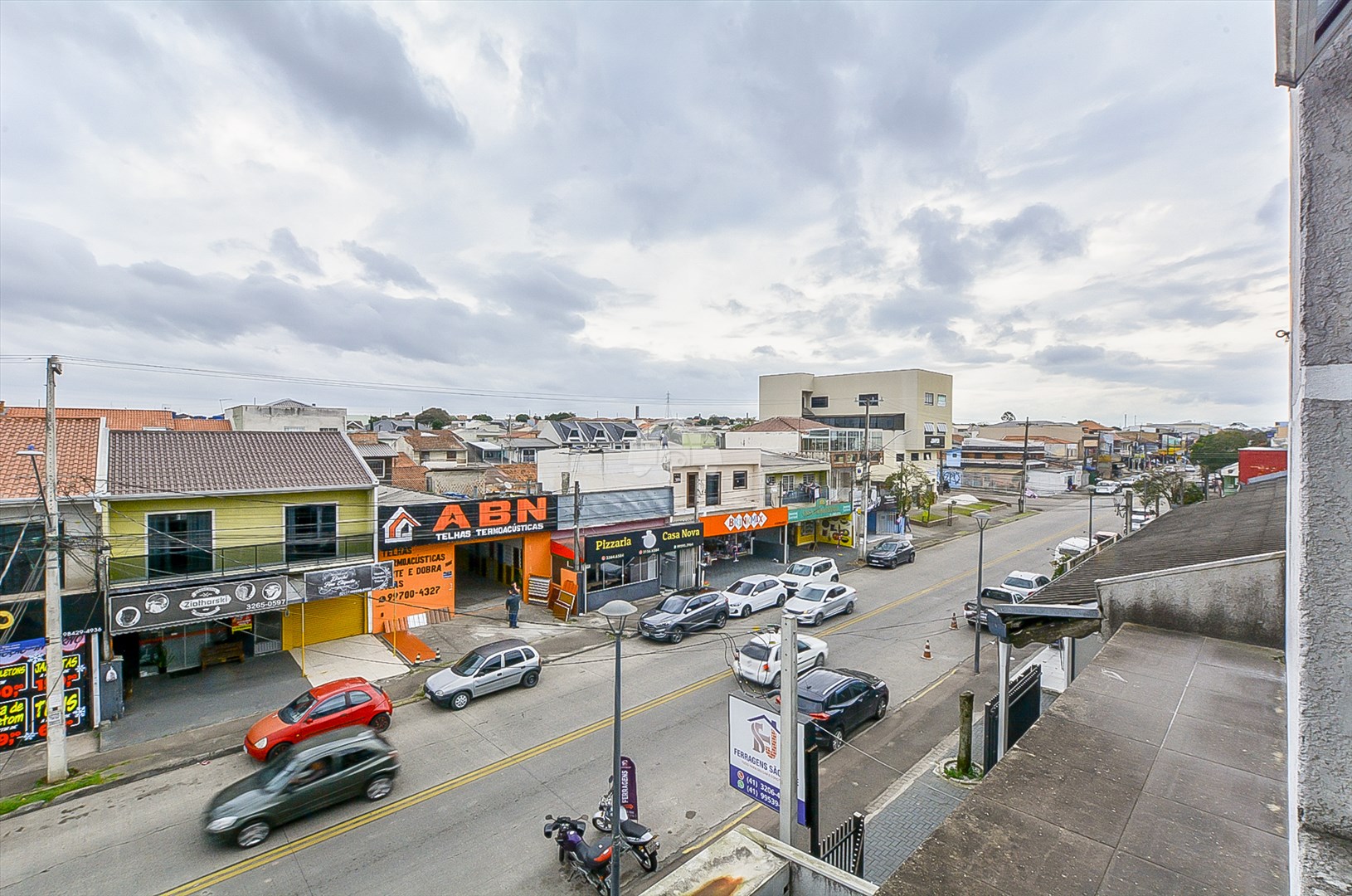 Apartamento à venda em Sítio Cercado, Curitiba — MAFI ADMINISTRADORA DE IMOVEIS LTDA