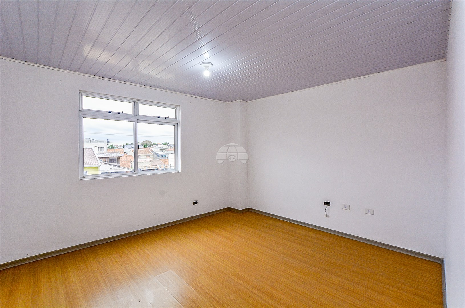 Apartamento à venda em Sítio Cercado, Curitiba — MAFI ADMINISTRADORA DE IMOVEIS LTDA
