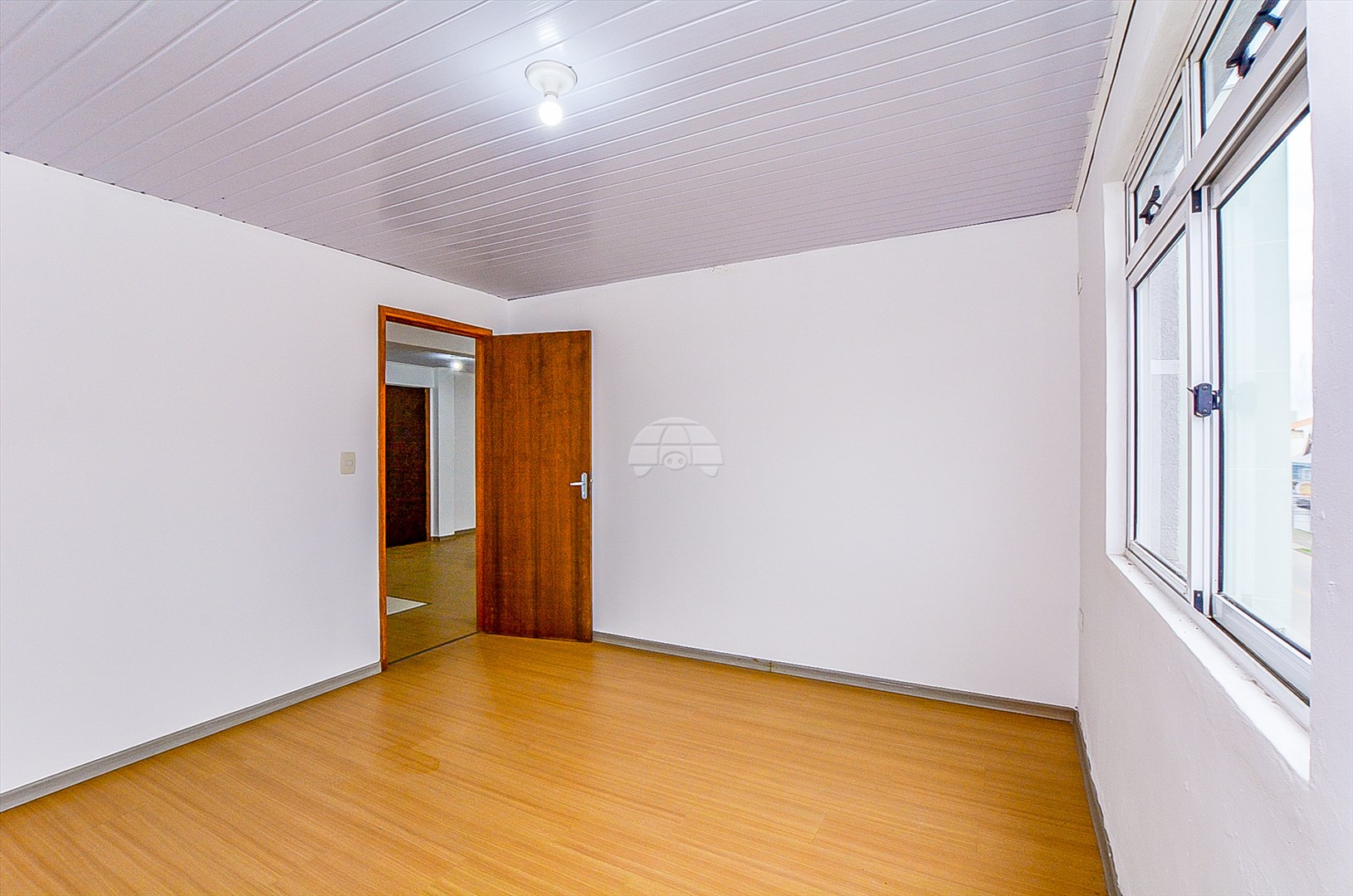 Apartamento à venda em Sítio Cercado, Curitiba — MAFI ADMINISTRADORA DE IMOVEIS LTDA