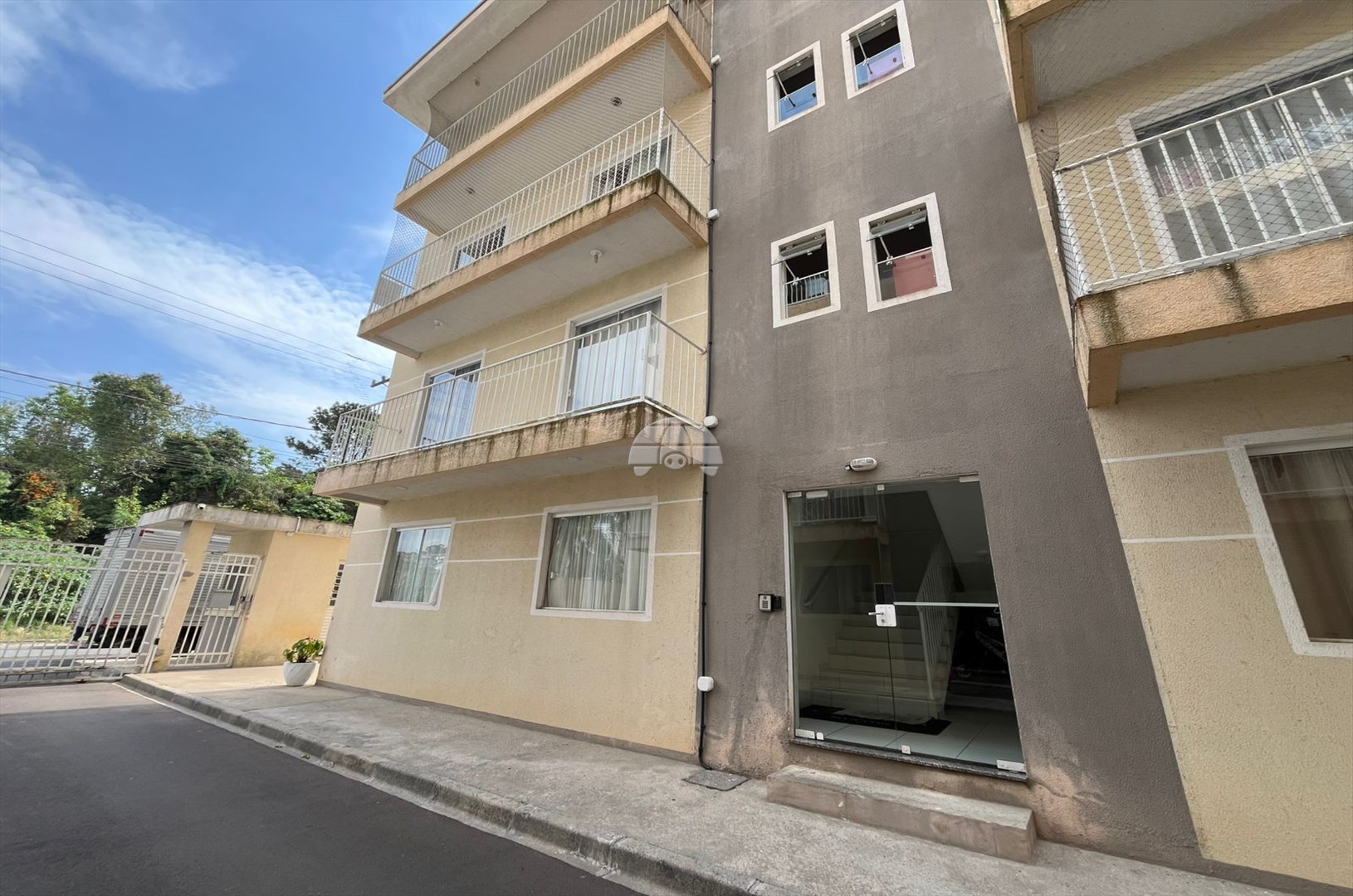 Apartamento à venda em Cachoeira, Almirante Tamandaré — Portal Chave Fácil