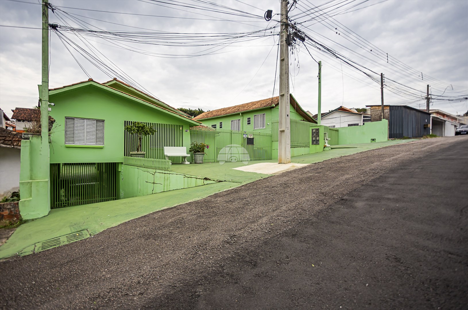 Terreno/Área à venda em Bom Retiro, Curitiba — Portal Chave Fácil