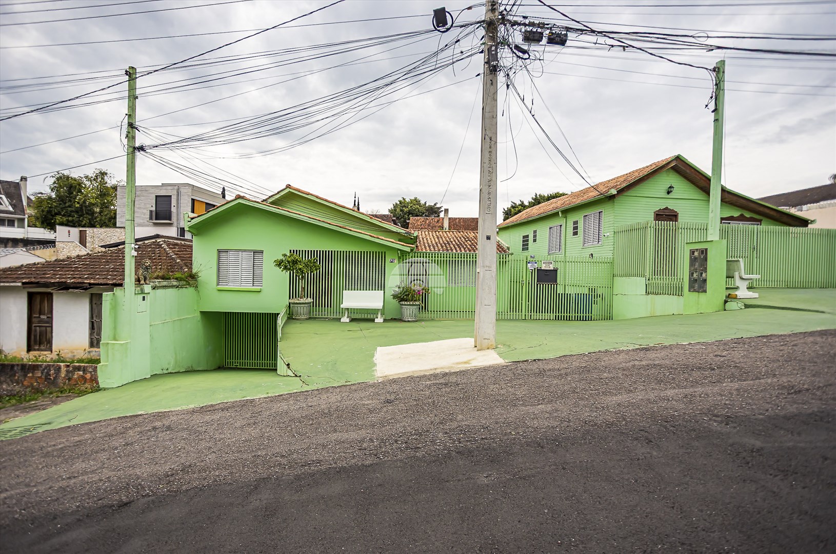 Terreno/Área à venda em Bom Retiro, Curitiba — Portal Chave Fácil