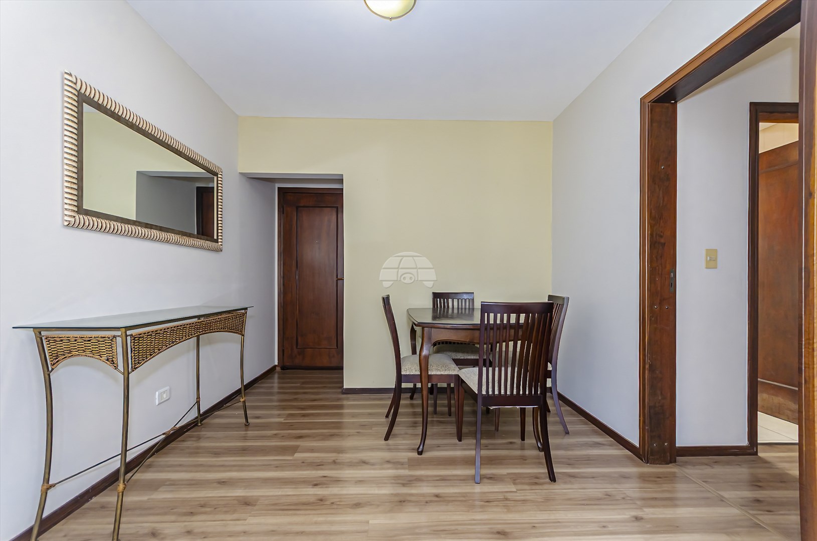 Apartamento à venda em Bigorrilho, Curitiba — Portal Chave Fácil