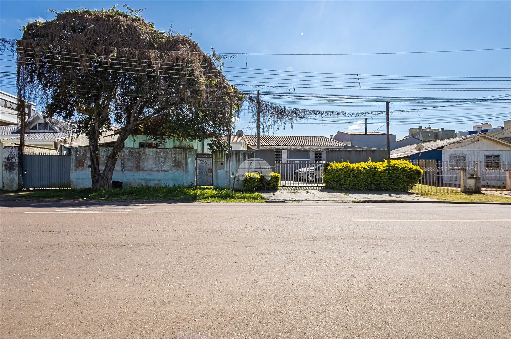 Terreno/Área à venda em Capão Raso, Curitiba — Portal Chave Fácil