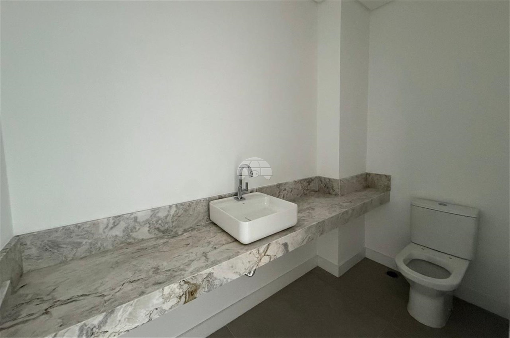 Apartamento à venda em Cacupé, Florianópolis — Portal Chave Fácil