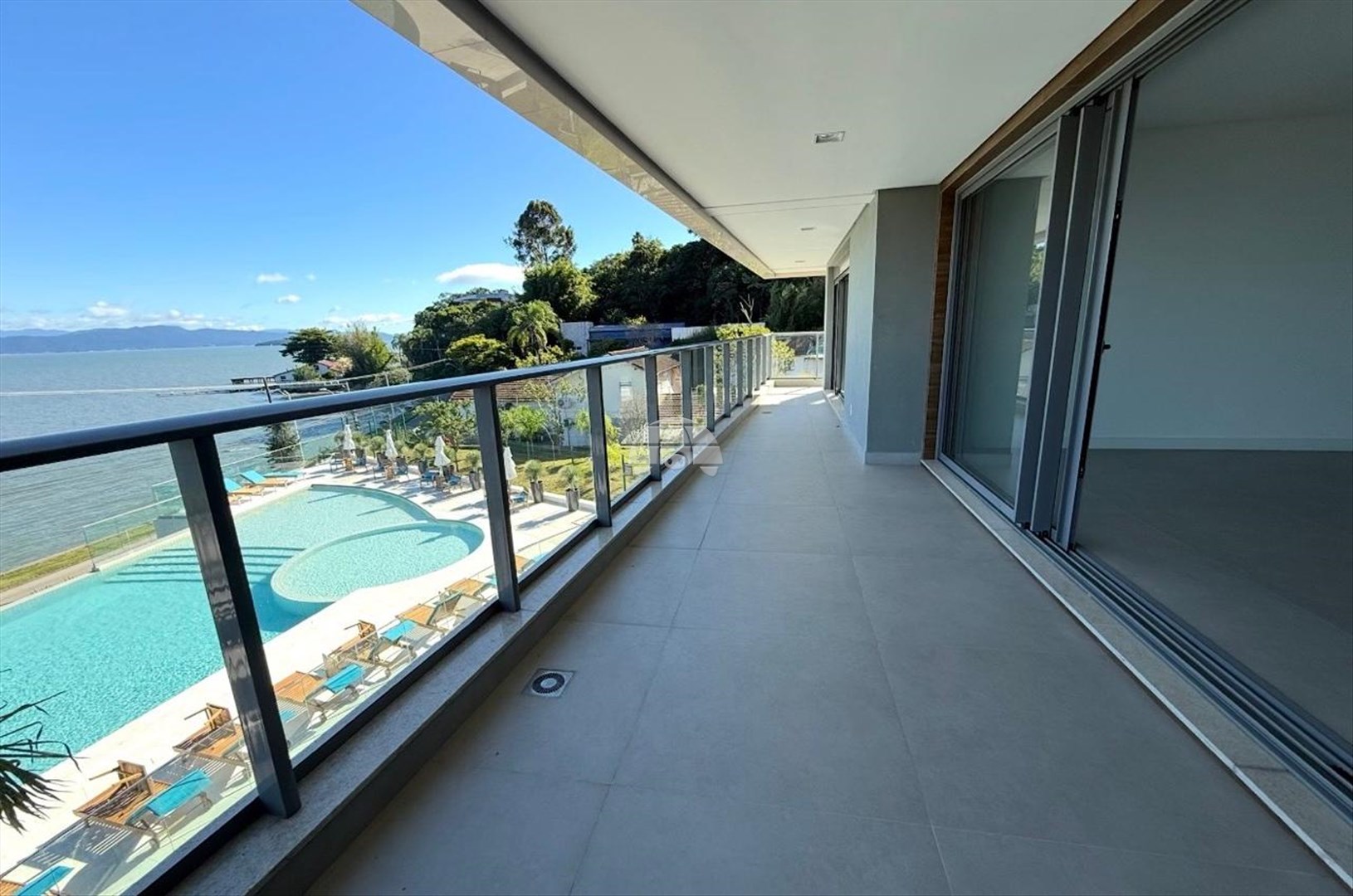Apartamento à venda em Cacupé, Florianópolis — Portal Chave Fácil