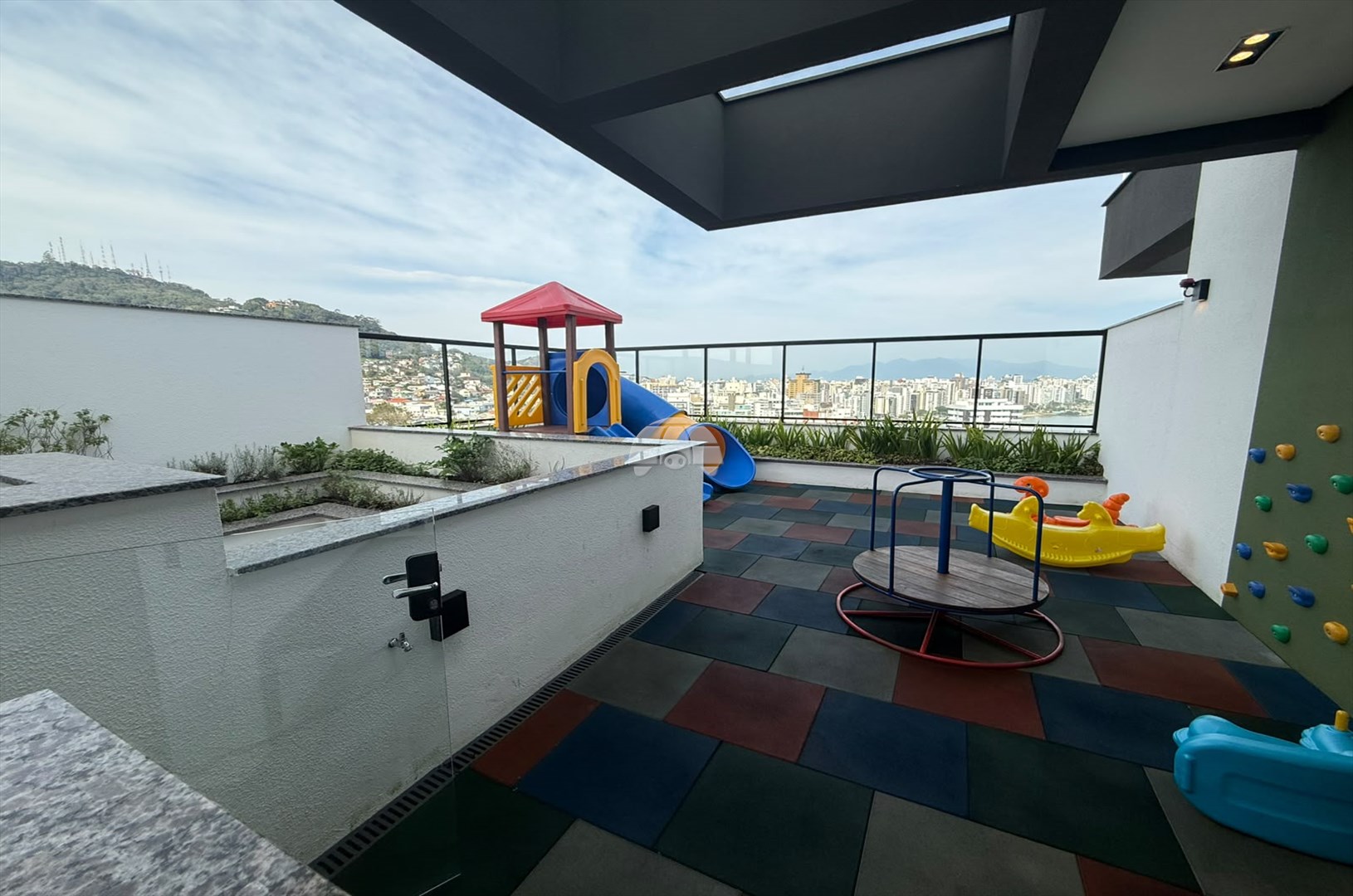 Apartamento à venda em Agronômica, Florianópolis — Portal Chave Fácil