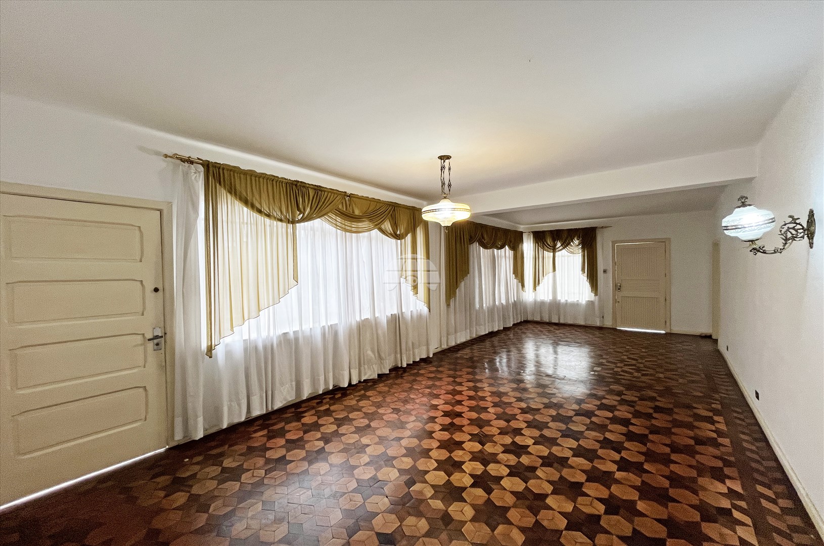 Sala/Conjunto Comercial para alugar em Rebouças, Curitiba — Portal Chave Fácil