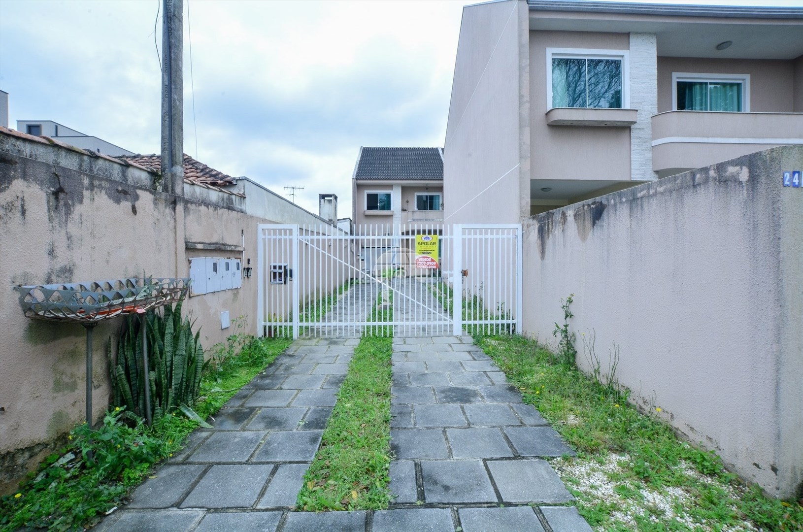 Casa à venda em Uberaba, Curitiba — Portal Chave Fácil