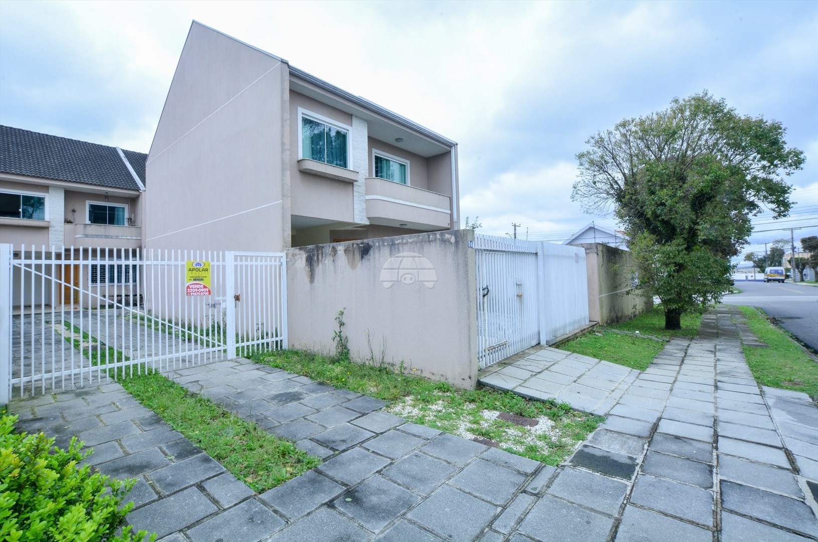 Casa à venda em Uberaba, Curitiba — Portal Chave Fácil